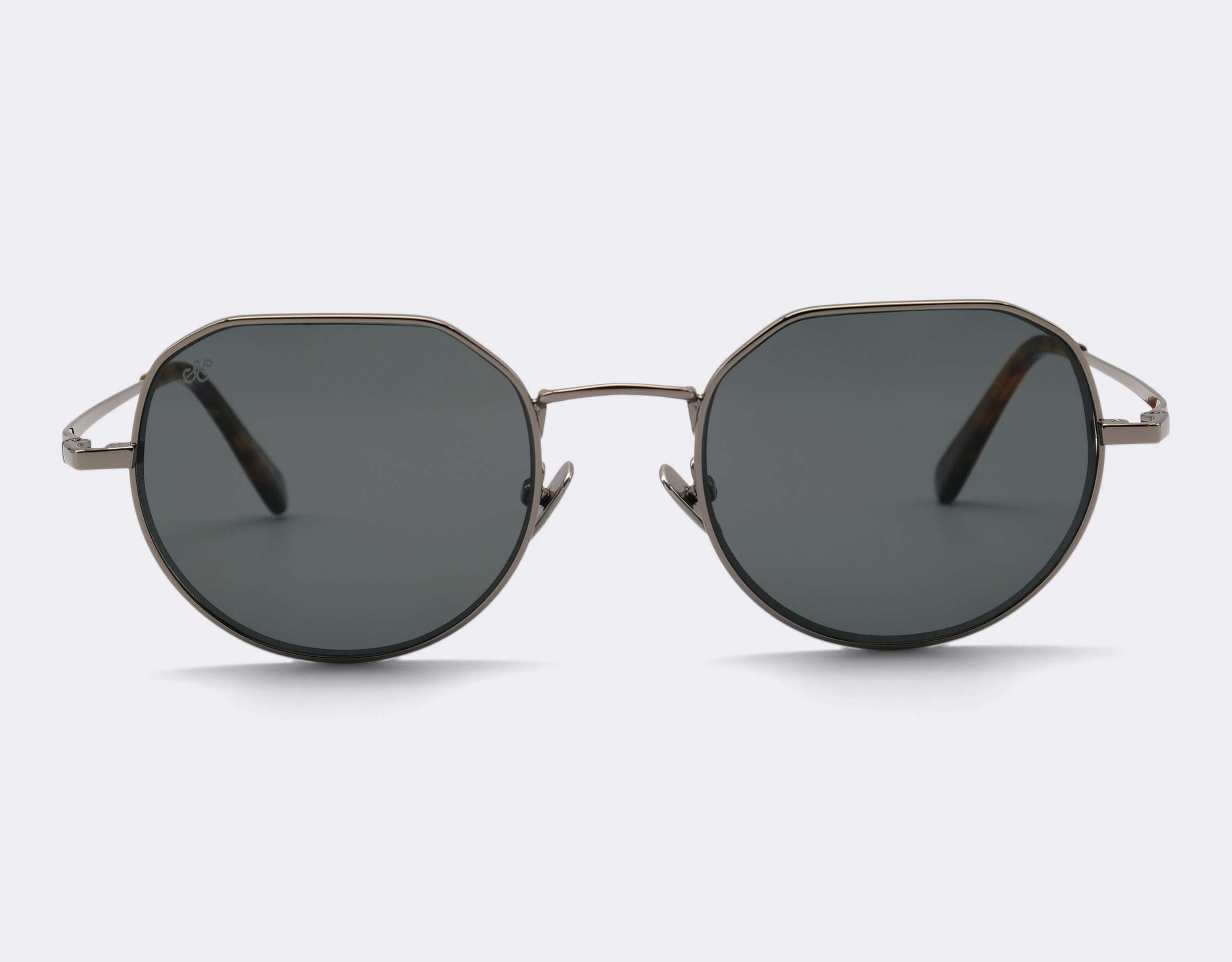 Vacanza Polarised Sunglasses SummerEyez Silver - Black Smoke 
